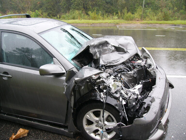 What to Do After a Car Accident in the USA? – A Guide for Foreign Visitors to the United States